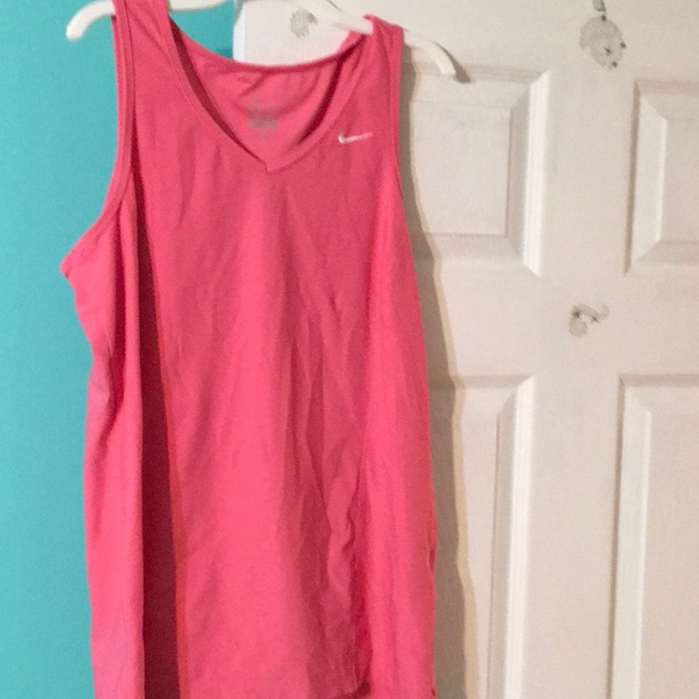 V neck Nike dri fit sleeveless tank
